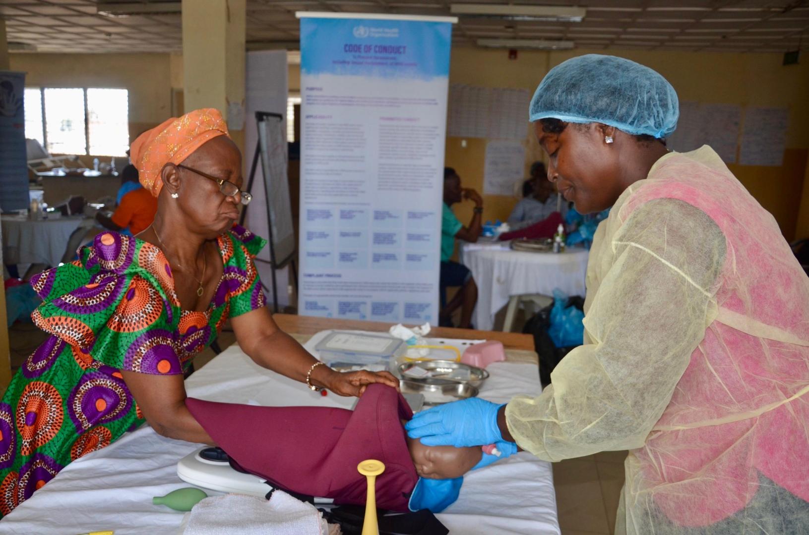 Midwife and nurse, Nyemimah Williams, during the EmONC hands-on training